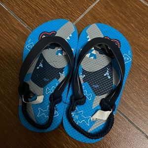 Old navy boy sandals
